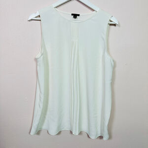 Ann Taylor Ivory Sleeveless Pleated Front Tank